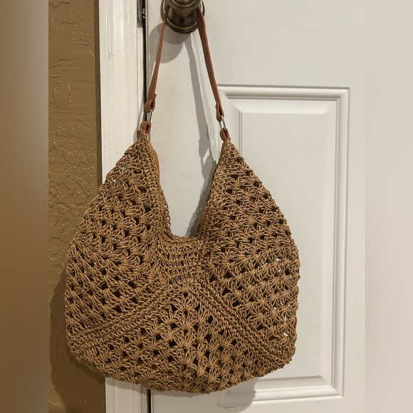Zara Tan Woven Shoulder Bag with Shoulder Straps - Picture 2 of 5